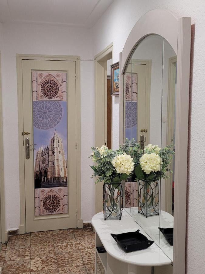Apartament Catedral De León Zewnętrze zdjęcie